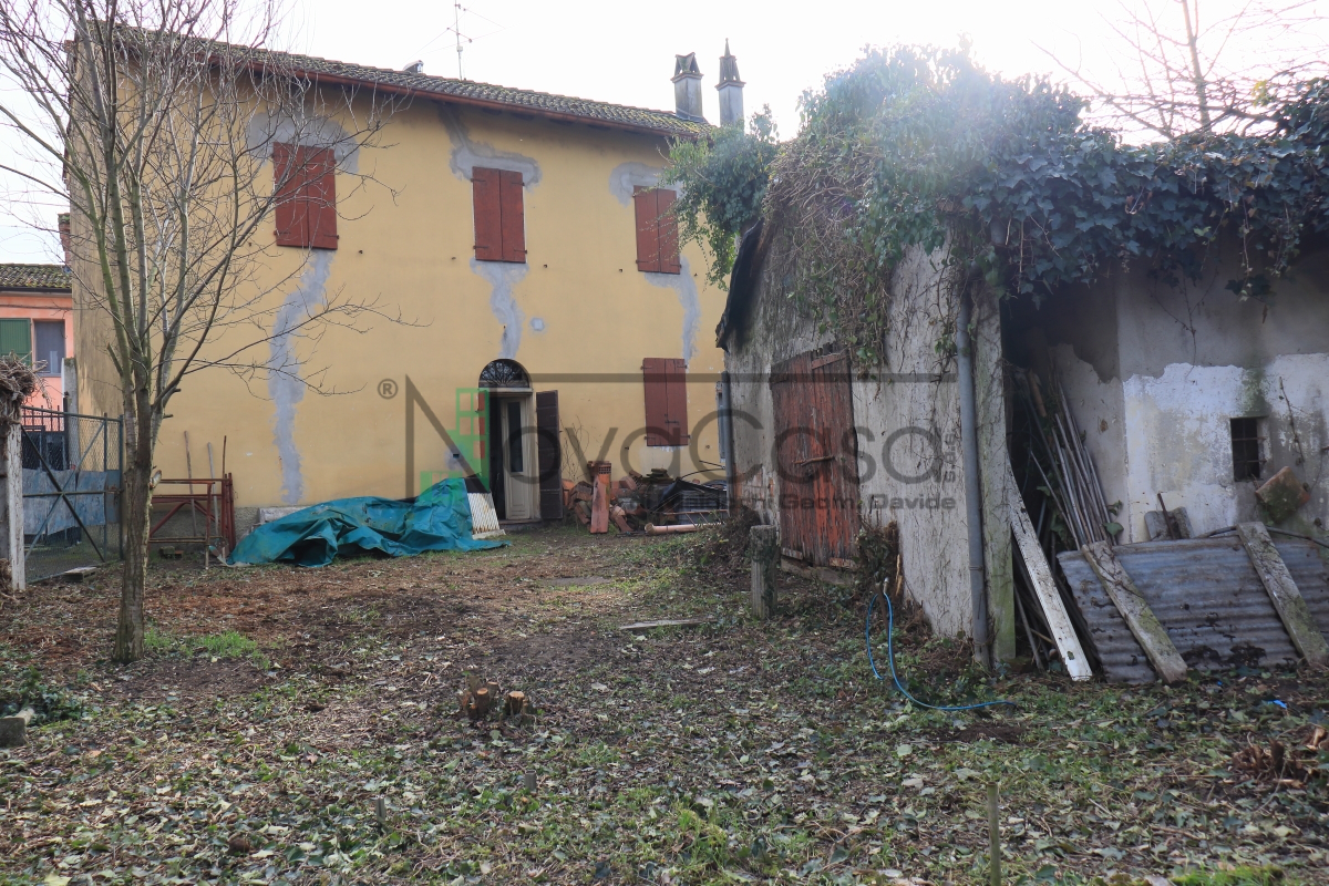 Castelnuovo bocca d’Adda – Rif 1582